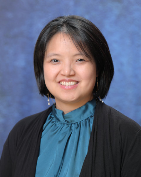 Tracy Lu : MS Mandarin & Assistant to HS Counselor
