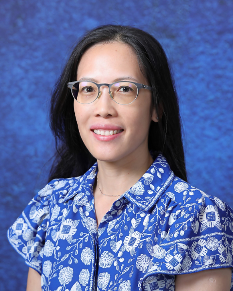 Joyce Ku : Admissions, Online Coordinator