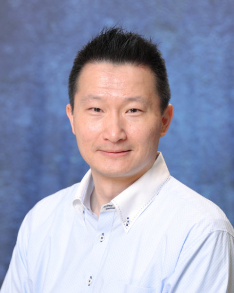 Howard Chang : MS & HS Math, Experiential Learning Coordinator, Media Specialist