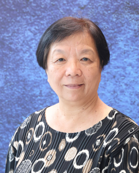 Betty Lin : Mandarin Teacher