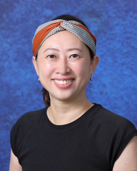 Nicole Dam : Mandarin Teacher